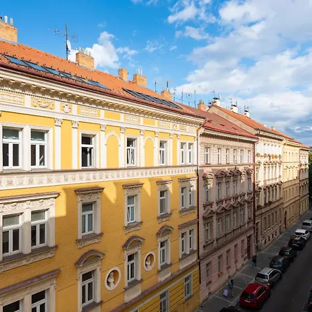 Royal Vysehrad Apartment