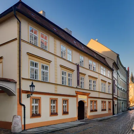 Bookquet Szálloda Prága