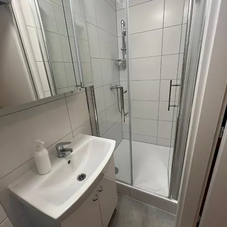 Aparthotel Zizkov Tower 3*