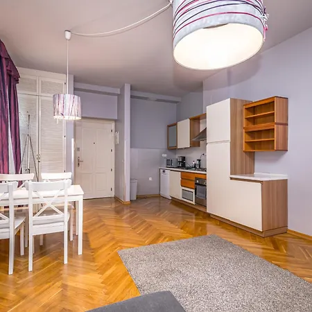 Antiveli Prague