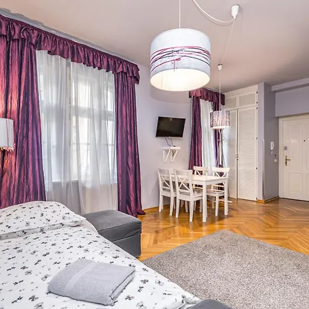 Antiveli Apartment Prague
