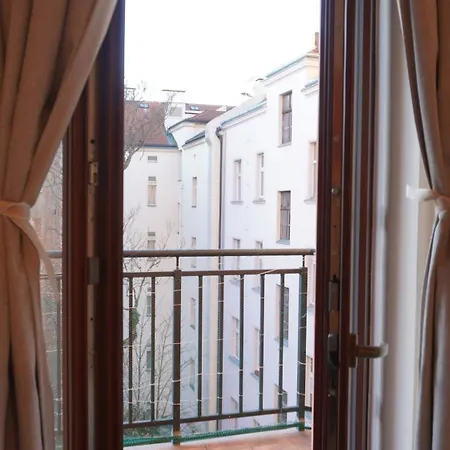Apartment Flat With Balcony And Garage *