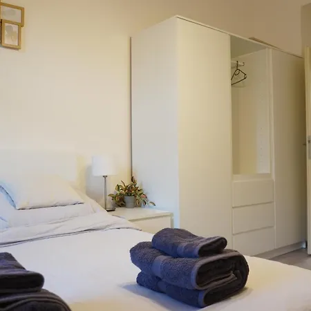 Apartment Flat With Balcony And Garage *