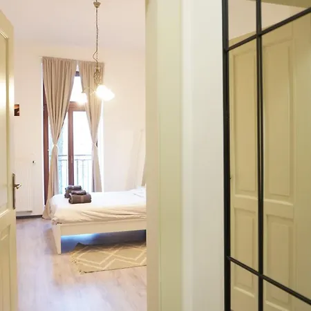 Apartment Flat With Balcony And Garage