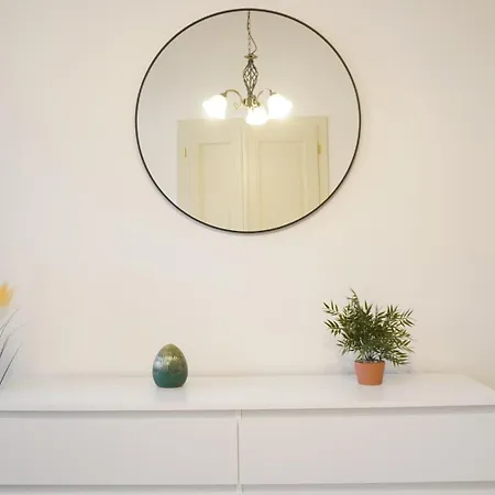 Flat With Balcony And Garage * Prague