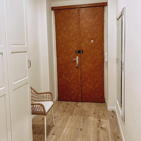 Stylish 1 Bedroom Office At Amazing Location Prague
