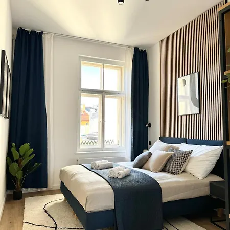 Apartment 10 Minutes Charles Bridge Modern Apartment, *