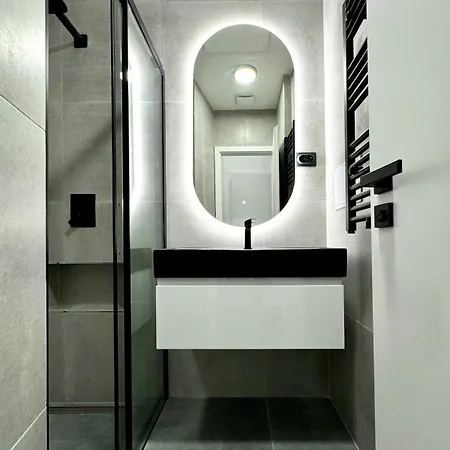 Apartment 10 Minutes Charles Bridge Modern Apartment, *