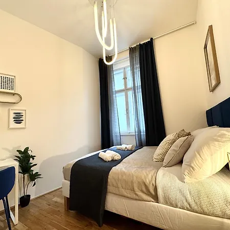 Royal Blue Wenceslas Apartment, Apartment Prague