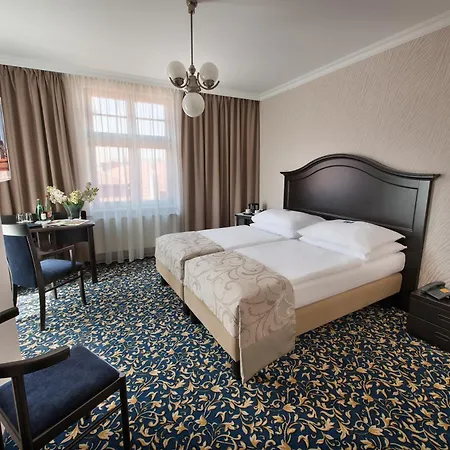 Esprit Hotel 4*