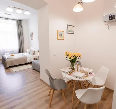 Victoria Apartment *