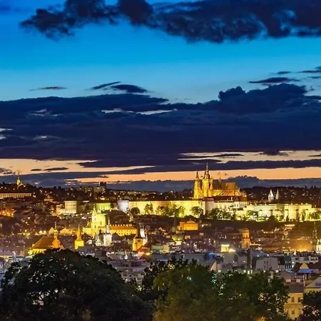 Super Superhost 5 Stars * Prague