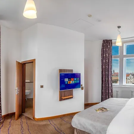 Aparthotel Crown Palace By Adrez