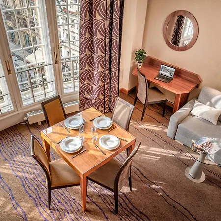 Crown Palace By Adrez Aparthotel 4*