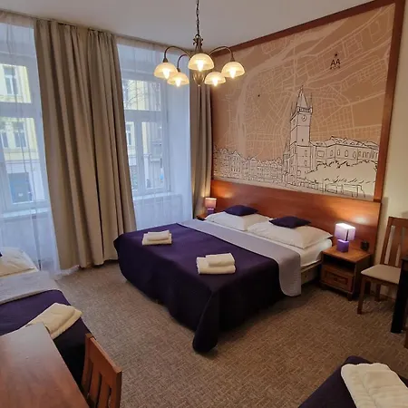 Aaron 3* Praha