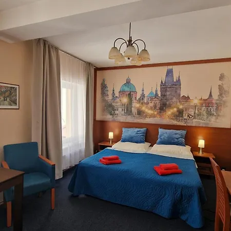 Aaron 3* Praha