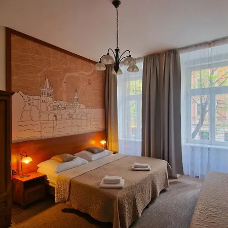 Hotel Aaron