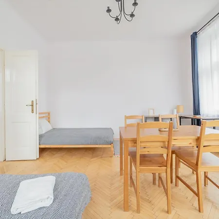 Authentic Czech Experience By Rentez Apartment Prague