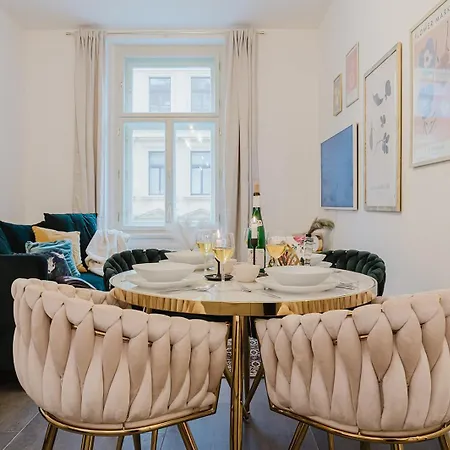 Days - 1bdr - 2tvs - Netflix * Prague