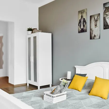 Apartament Stylish In Heart Of Zizkov Near Iconic Sites Praga