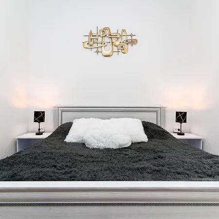 Black Lion Kingdom Apartment Prague