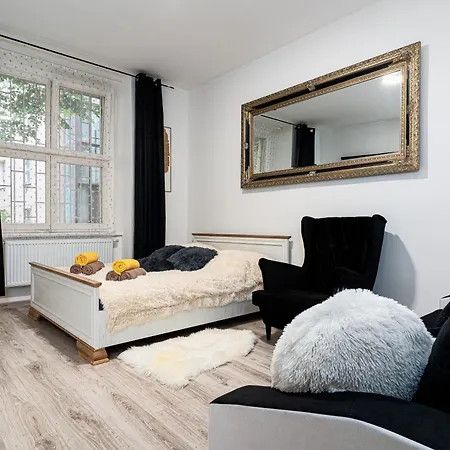 Apartment Black Lion Kingdom