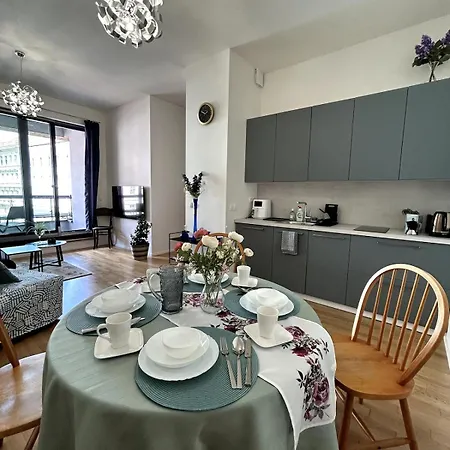 Viktoria With Garage & Balcony Apartment Prague