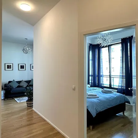Apartment Viktoria With Garage & Balcony