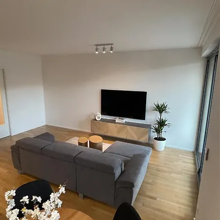 Modern Stylish With Private Garage * Prague