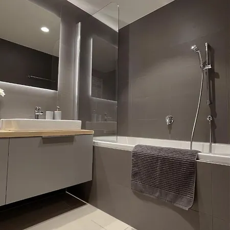 Apartment Modern Stylish With Private Garage Prague