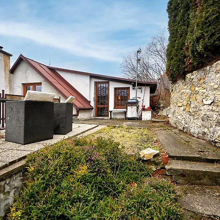 Devils Peak Homestay Prague