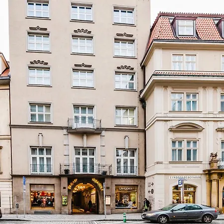 Blueground 1 Furnished Old Town Square Prg-43 Prague