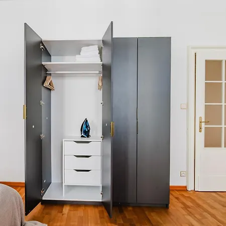Blueground 1 Furnished Old Town Square Prg-43 Apartment Prague