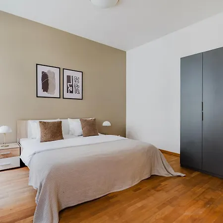 Apartment Blueground 1 Furnished Old Town Square Prg-43 Prague