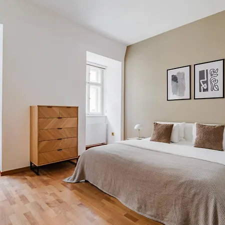 Blueground 1 Furnished Old Town Square Prg-43 Apartment Prague