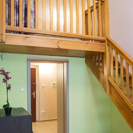 Apartamento Jindrisska 25 *