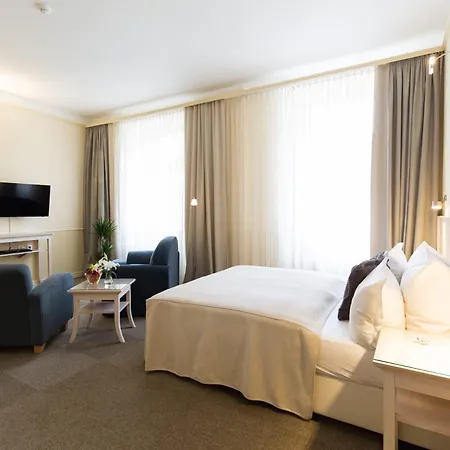 فندق يونيتاس 4*
