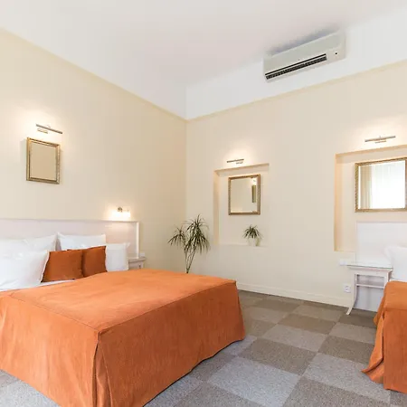 Otel Unitas Prag