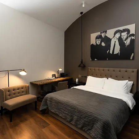 Hotel Quentin 4*