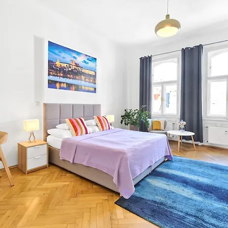Royal Route Lesser Town Apartment