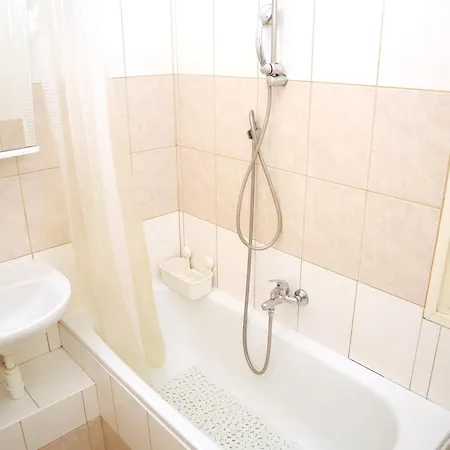 Homestay Old Town & Parking Assistance *