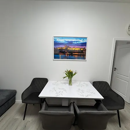 Apartment Modern, Comfortable Near The Metro Prague