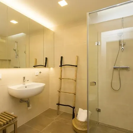 Modern With Garden Apartment Prague
