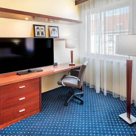 Courtyard By Marriott