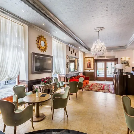 Caruso Old Town 4*