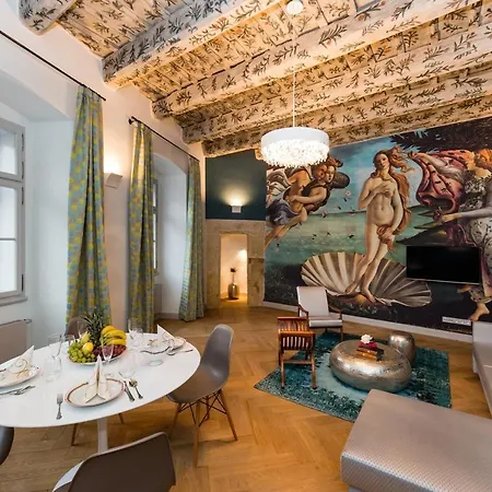 Old Royal Post Boutique & Premium Prague