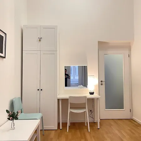 Cozy 2-room Villa Prague