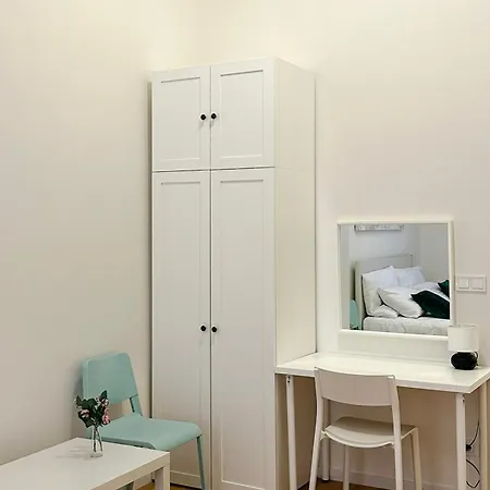 Cozy 2-room *