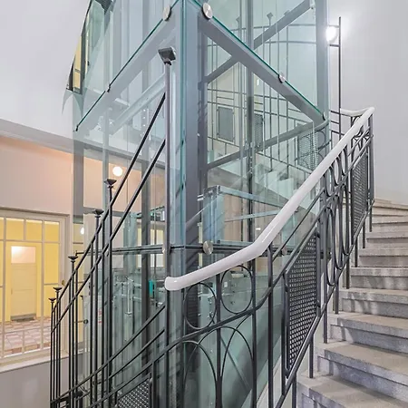 Cobblestone By Rentez Apartment Prague