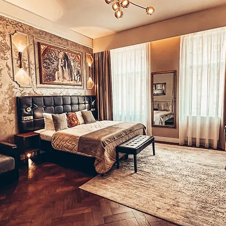 Alfons Boutique Hotel 4*